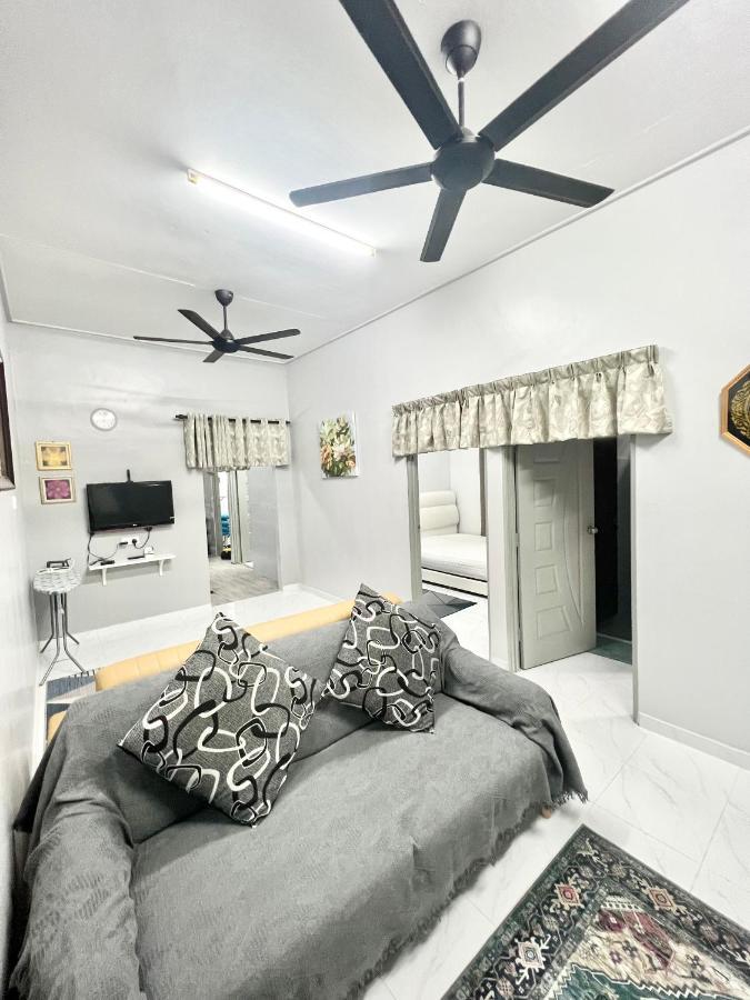 Teratai Homestay 3 Batu Buruk Куала-Тренгану Экстерьер фото
