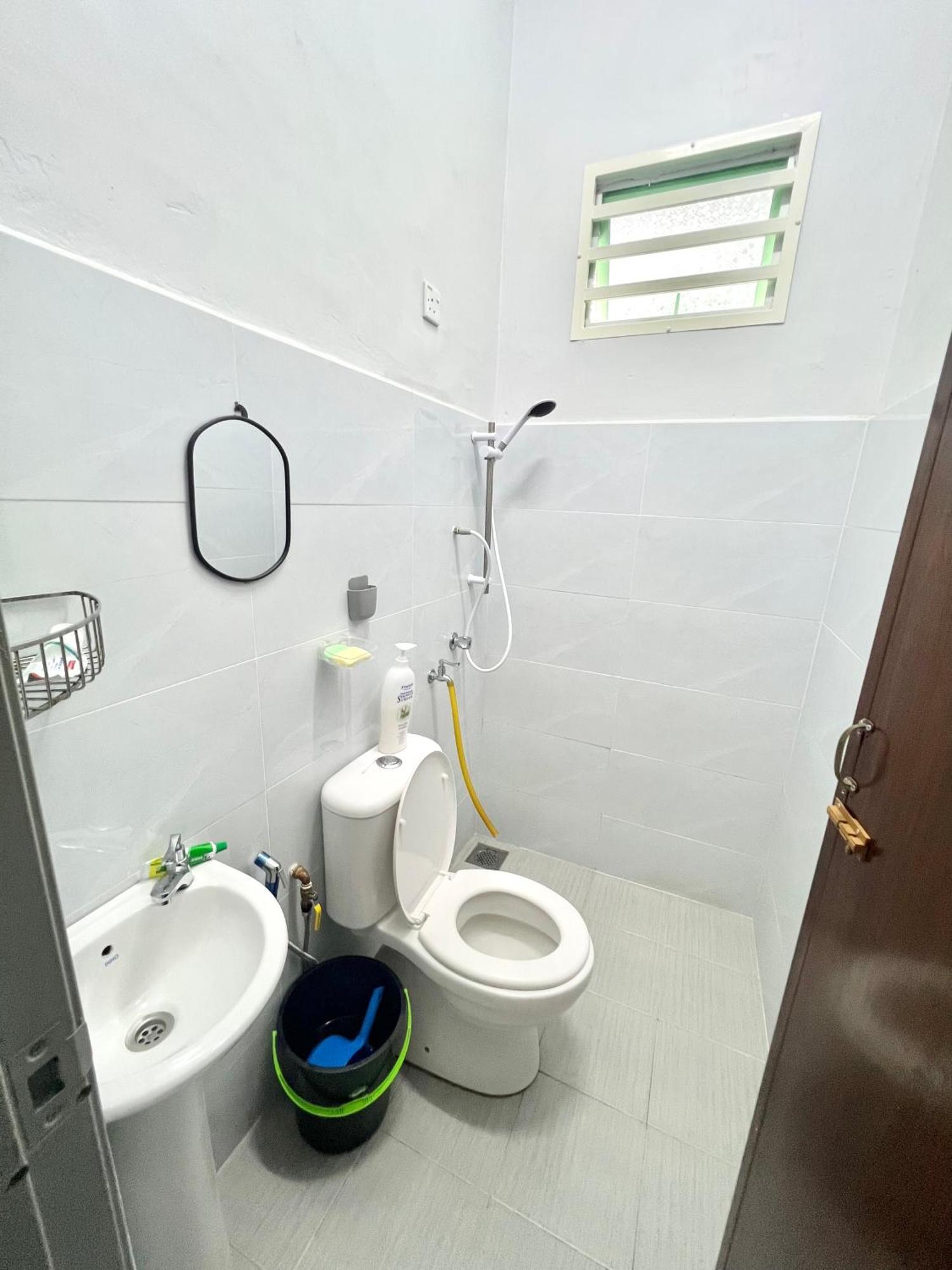 Teratai Homestay 3 Batu Buruk Куала-Тренгану Экстерьер фото