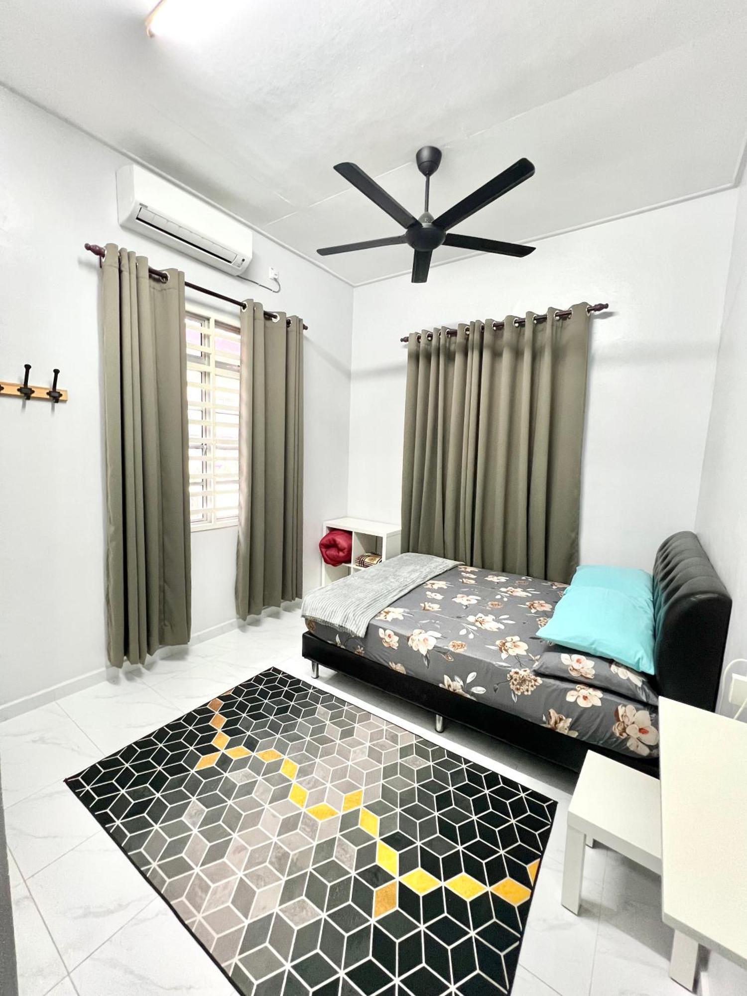 Teratai Homestay 3 Batu Buruk Куала-Тренгану Экстерьер фото