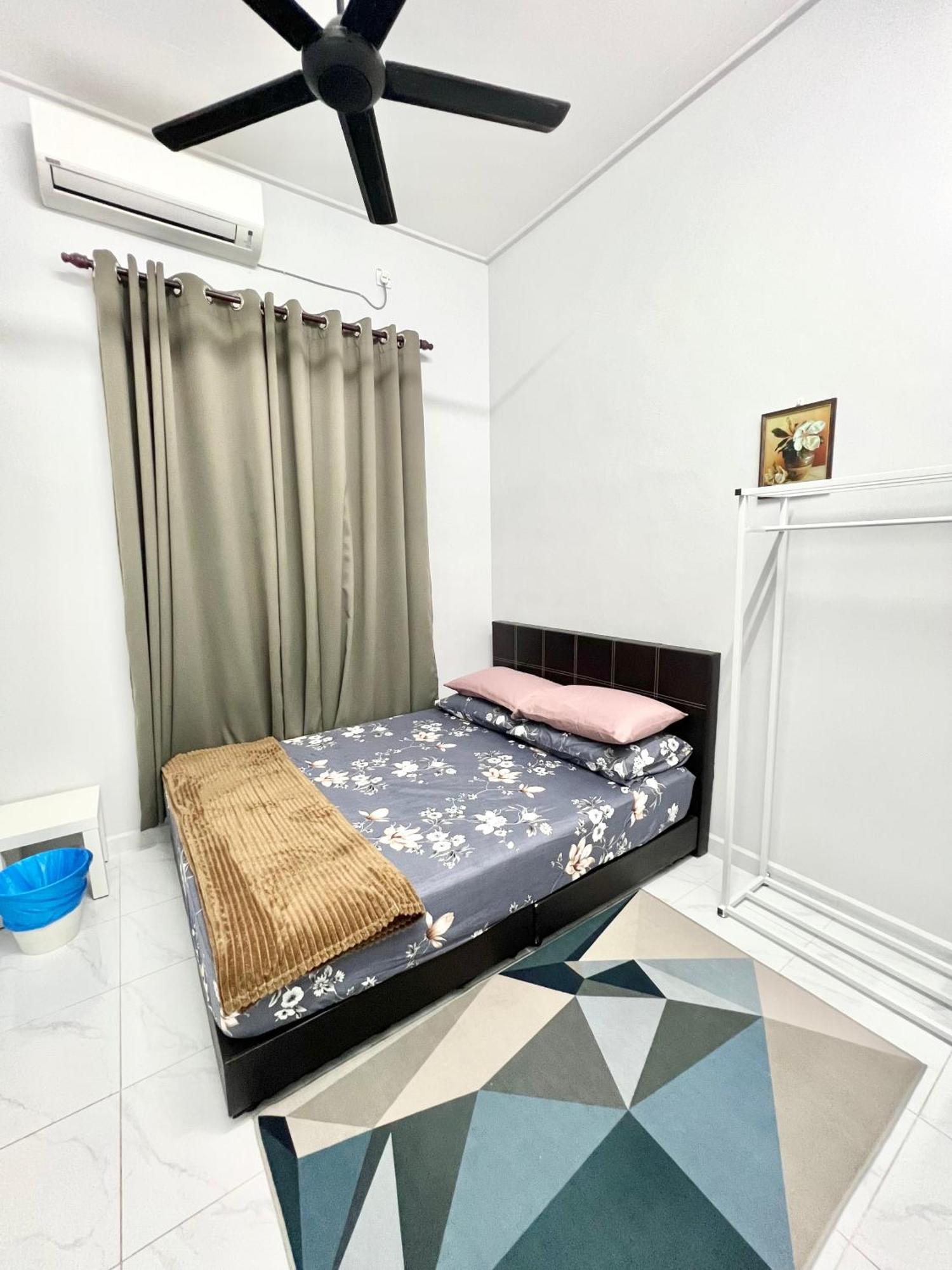 Teratai Homestay 3 Batu Buruk Куала-Тренгану Экстерьер фото